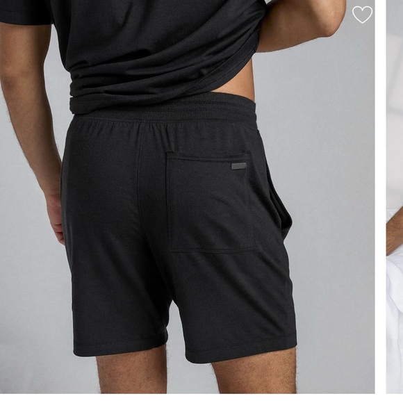 LUNYA Men's Slumberknit™ Short Gray Sz xxl
NWOT - Picture 2 of 7